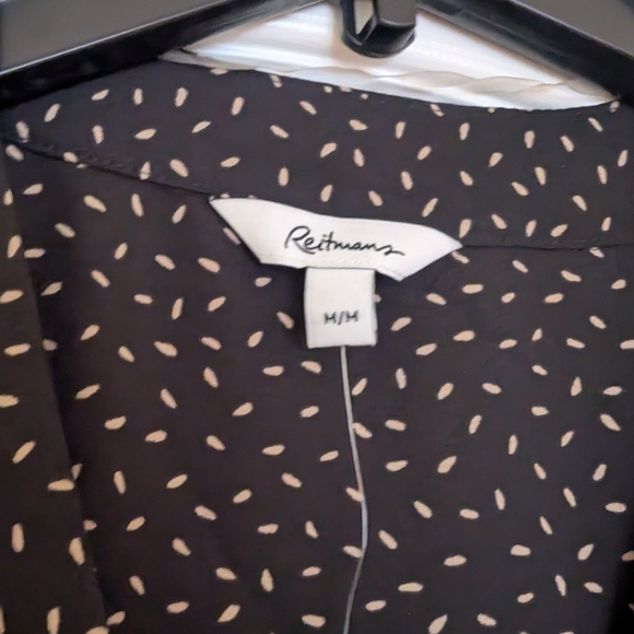 Black and White Polka Dot Top Reitmans Size Medium Bnwt - Picture 4 of 5